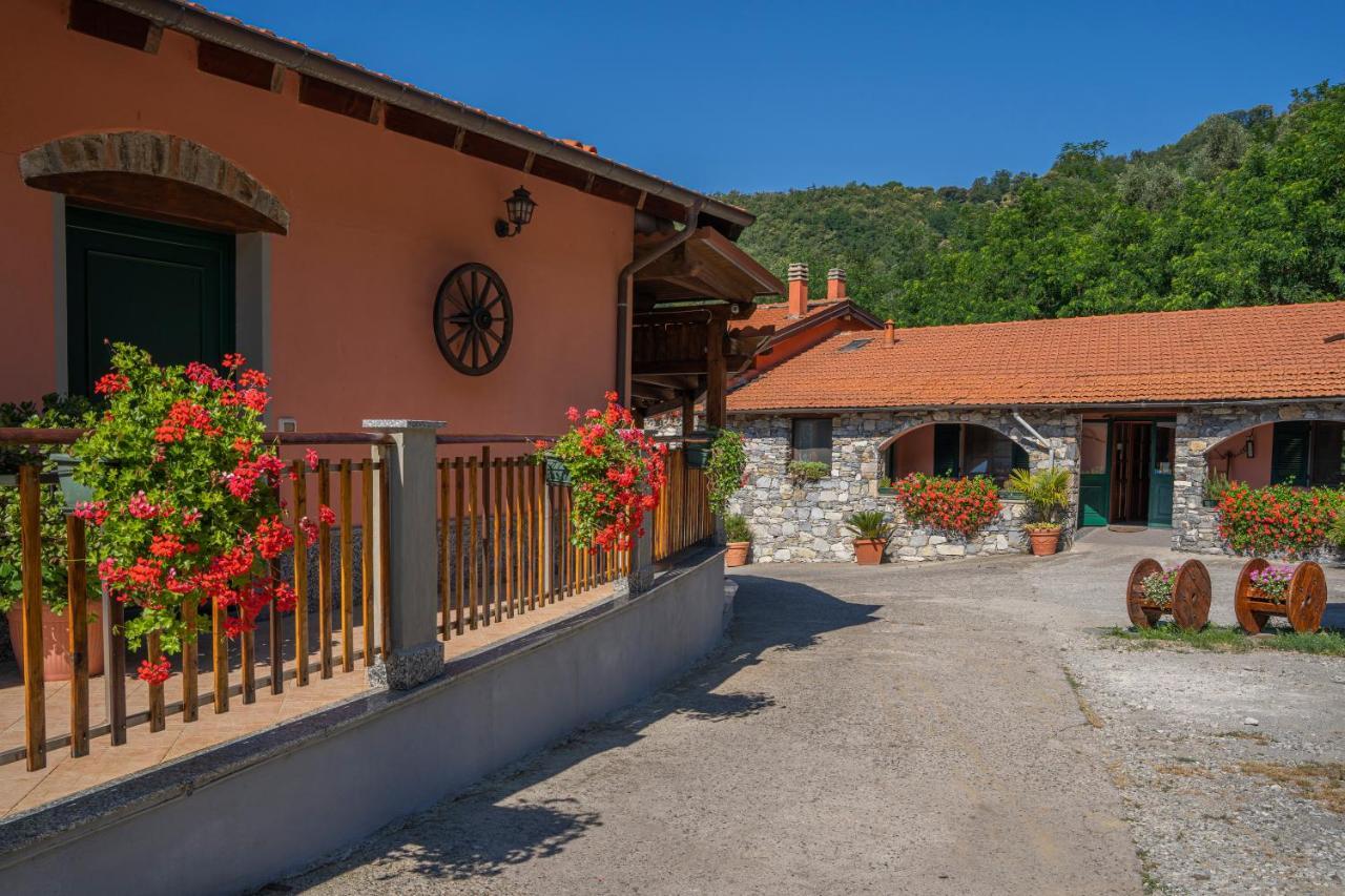 Terisso 01234 - Agriturismo La Marpea, Esperienza In Mezzo Alla Natura E Al Cibo Tipico Italianoヴィラ エクステリア 写真
